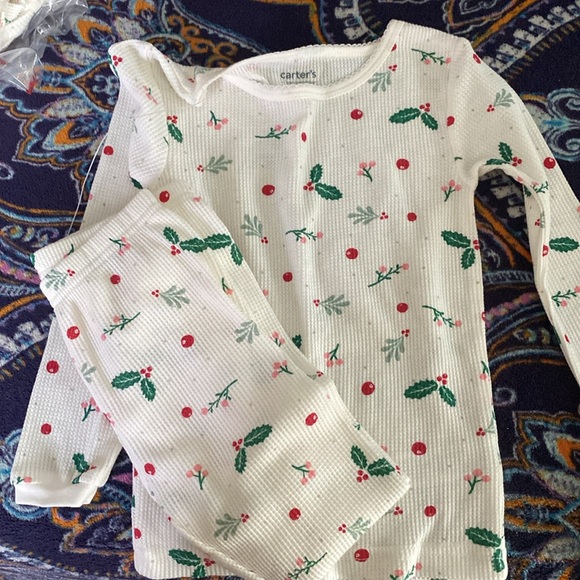 Carter’s Just One You Toddler Cotton Long Sleeve Holly Christmas Pajamas Set - Picture 5 of 8